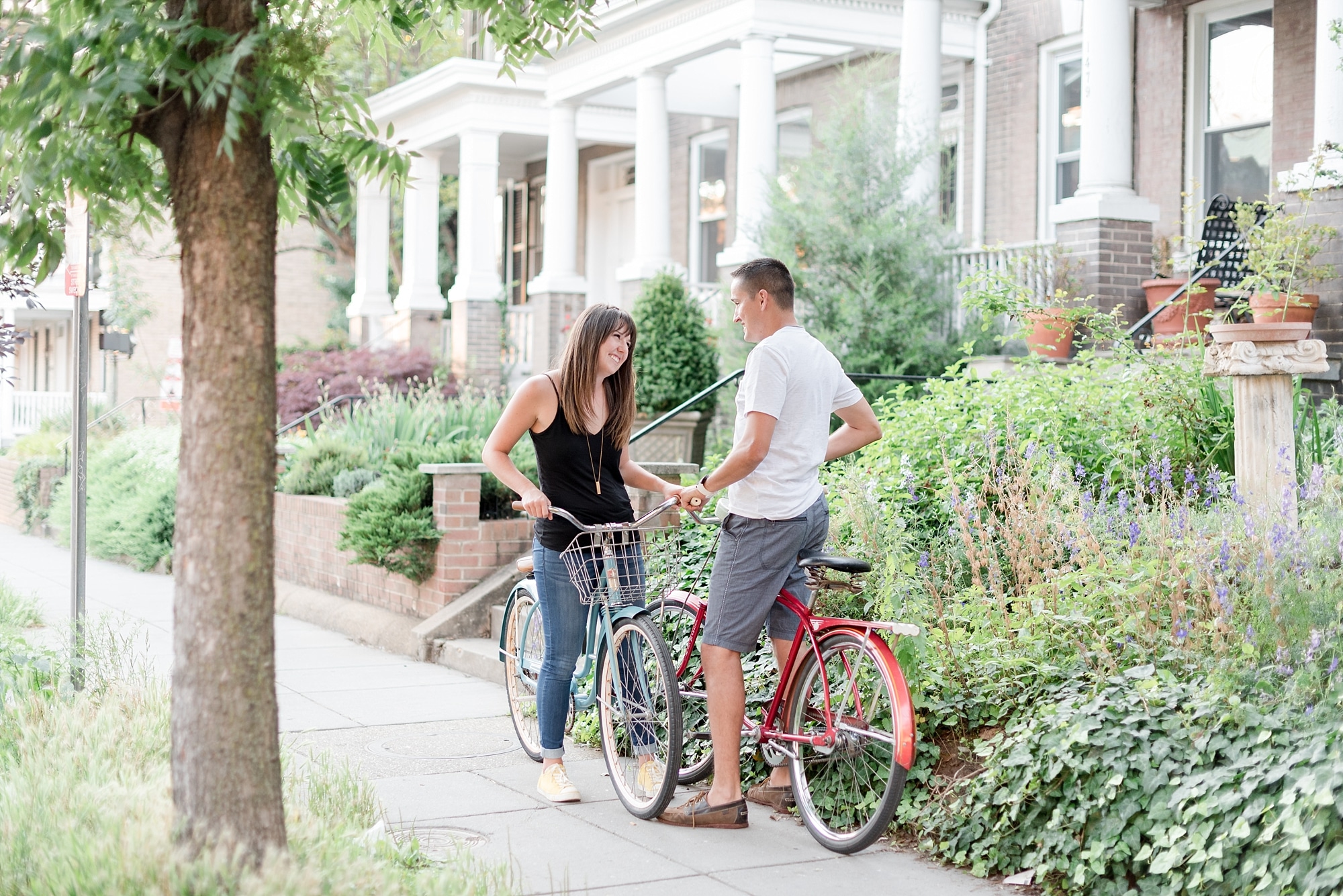 Vintage bicycle engagement session photos