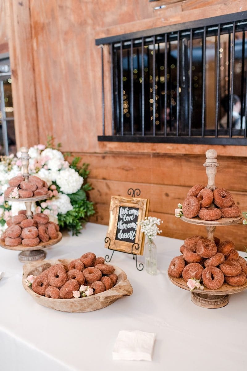 Bluemont Vineyards barn wedding apple cider donuts 