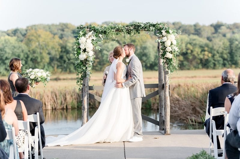 First kiss at Riverside on the Potomac wedding